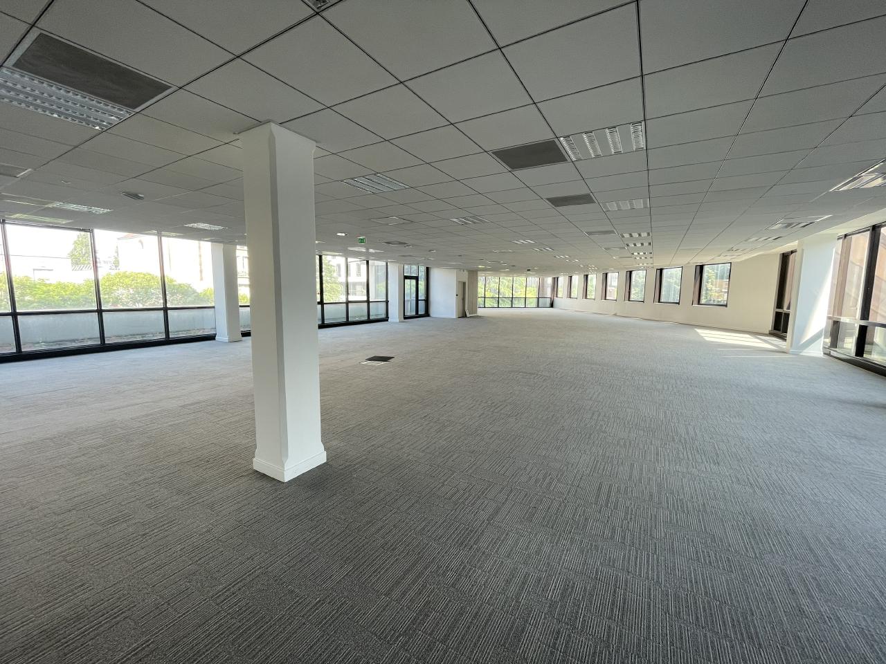 Bureau Saint-Ouen 3749m² Location bureau Saint-Ouen Seine-Saint-Denis OLBUR2419229 3